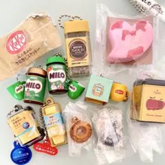 ガチャガチャ お菓子詰め合わせ