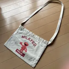 エルモ　ミルク　トート　セサミストリート