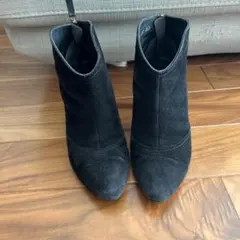 ブラックスエードアンクルブーツ　EIZO