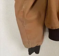 み*け様 Carharttアクティブジャケット