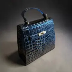 シャインクロコ風 型押し トップハンドルハンドバッグ 黒ブラック