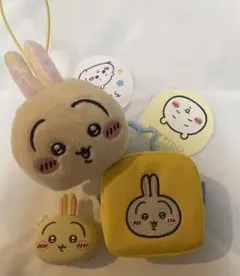 ちいかわ うさぎ 刺繍スクエアポーチ おかおシリコンポーチ ねそべりマスコット