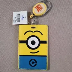 ミニオン パスケース リール付き　定期入れ　USJ