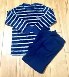 UNIQLO 140 ミッキー刺繍ネイビー　ストライプ　パジャマセット