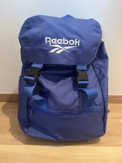 Reebok リュック 美品 ネイビー 通学 通勤 A4対応のサムネイル