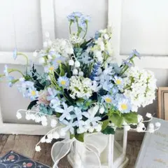 すずらん・ブルースターの水色ブーケ　小さな可愛いブーケ　（造花）