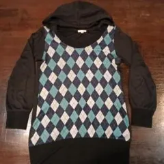 COLZA フード付きダイヤモンドパターン　セーター M