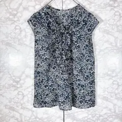 【イノウェーブ】ブラウスシャツ（青）ノースリーブ花柄　M　胸元フリル　Ｖネック