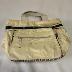 Item thumbnail for item 25e7da60-37e6-4214-94f7-eb6c3b6e1100