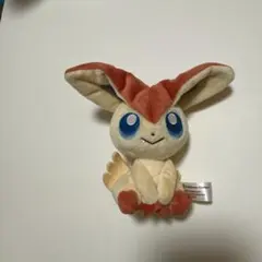 ビクティニ　キャンバス　ぬいぐるみ