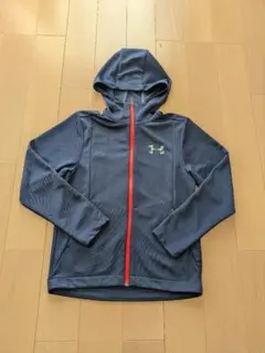 Under Armour パーカー130