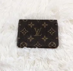 ルイヴィトン モノグラム パスケース 定期入れ