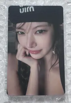 LESSERAFIM HOT ウンチェ YouTubegift ルセラフィム