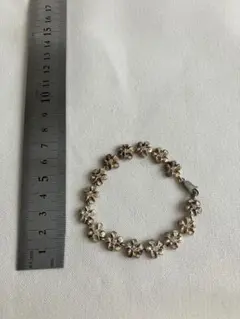 Item thumbnail for item d8e01a45-365f-464f-8027-d0ab3673782d