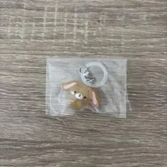 サンリオキャラクターズ　ゆるっとめじるしアクセサリー　くろうさ