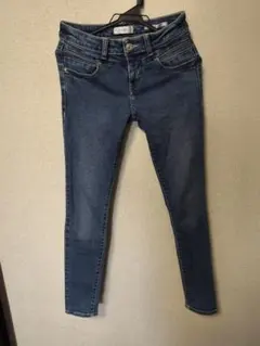 GUESS スキニーデニム ダークブルー