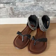 ⭕️Bridget Birkin ビジュー付きサンダル　22.5-23.0のサムネイル