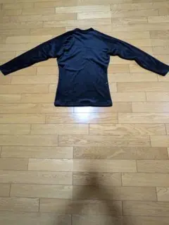 ブラック 長袖カットソー