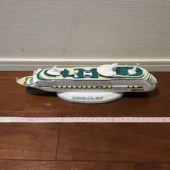豪華客船 模型 置物 クルーズ船 ブリリアンスオブザシーズ ロイヤル