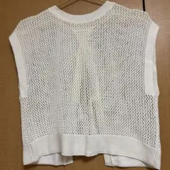 GU ジーユー　メッシュニットベスト　白　ホワイト新品未使用　リボン付　Sサイズ