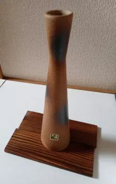 美濃焼花瓶　スリム台つきのサムネイル