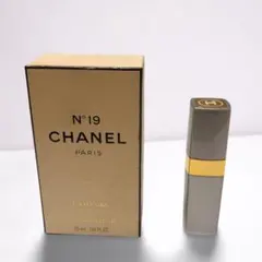 CHANEL N°19 香水 7.5ml