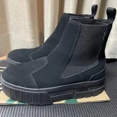 Item thumbnail for item f1a71b8d-6467-43bd-abaa-a4a4994f3cfd