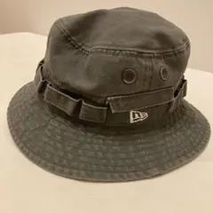 New Era ダークグレー バケットハット