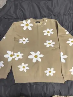 ポ*ン様 RODEO CROWNS 花柄ニットセーターのサムネイル