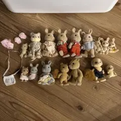シルバニアファミリー人形セットうさぎ猫犬リス 13体まとめ売り