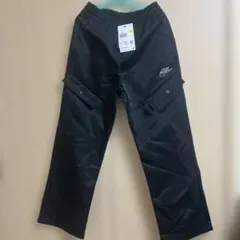 新品　タグ付　Nike ブラック ロングパンツ 140