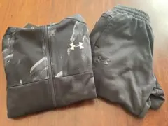 新品　アンダーアーマー　スポーツウェアー 上下セット