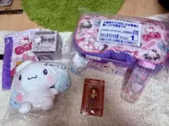 おもちゃ　ハローキティ・ぬいぐるみグッズセット8点