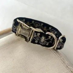 中型犬用 首輪 刺繍たっぷり おしゃれ ネイビー 花柄 可愛い ゴールド金具