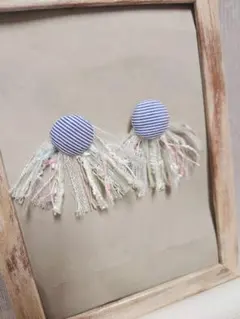 Item thumbnail for item 70786789-7fac-41f7-ac50-ba1b23c62300