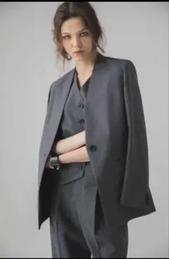 新品タグ付【LOHEN】V COLLAR LIGHT JACKET BLACK - メルカリ