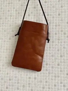 スマホショルダー　ブラウン