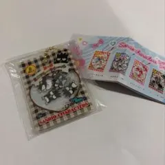 サンリオキャラクターズ　シャカシャカフレークシール風チャーム バツ丸
