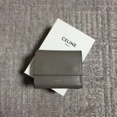 CELINE セリーヌ 三つ折り財布のサムネイル