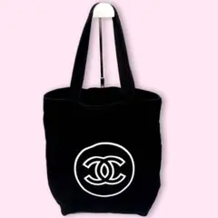 新品CHANELブラックトートバッグA4ノベルティキャンバストート ココマークのサムネイル