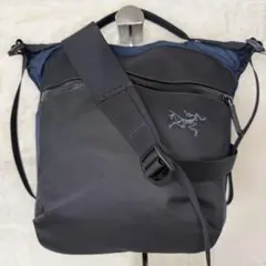 ARC'TERYX アークテリクス メッセンジャーバッグ ミストラル16 - メルカリ