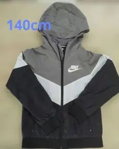 Nike フード付きジャケット 140cm