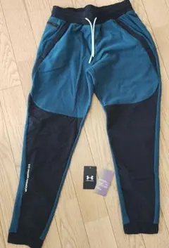 アンダーアーマー　パンツ　Lサイズ　起毛　フリース素材　トレーニング