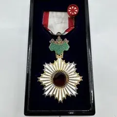 勲章　旭日単光章 千葉県】勲六等単光旭日章(旭日単光章)略章のセットを出張買取