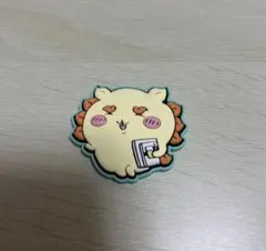 ちいかわ　カラフルラバーマグネット　ハチワレ　シーサー