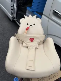Teddy Hug ベビーチェア クマデザイン