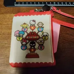新品　サンリオ　サンリオキャラクターズ 　リール付き　パスケース　ミニポーチ