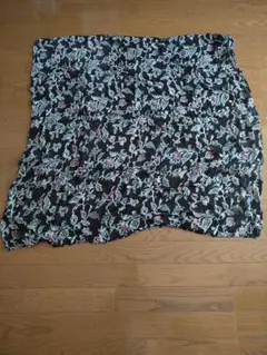 花柄スカーフ　ストール 約100cm x 100cm