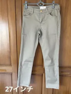 C17 スキニーパンツ　27インチ　ベージュ　股下約70cm補正あり