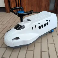 IN700 乗用玩具 ホワイト